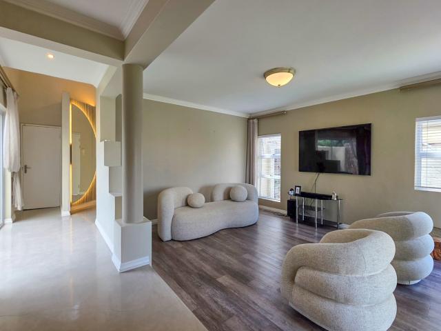 House to rent in West Beach, Blouberg