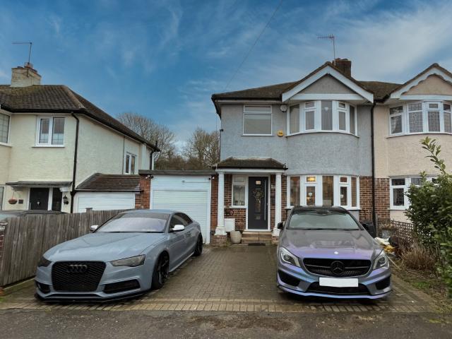 house to rent in Wimborne Avenue, Redhill
