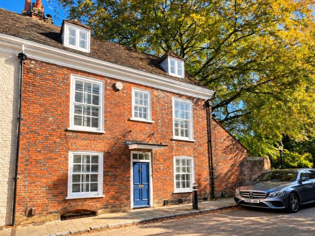 House to rent in Winchester, Great Minster Street, SO23: Winchester: WIL240048