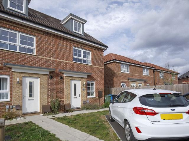 House to rent in Worksop, Pearl Drive, S81: York: CAL260162