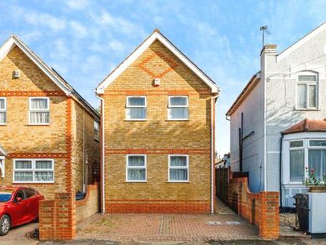 House to rent in 74, Worthington Road, Surbiton, KT6 | Leaders