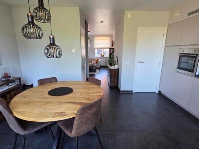 House to rent: Kerkplein 22A, 9750 Zingem, Kruisem on Realo