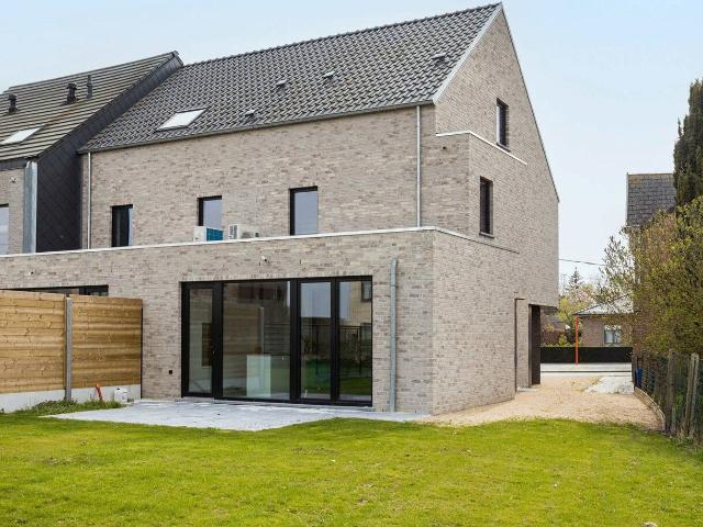 House to rent: Langeweestraat 13, 9340 Lede on Realo