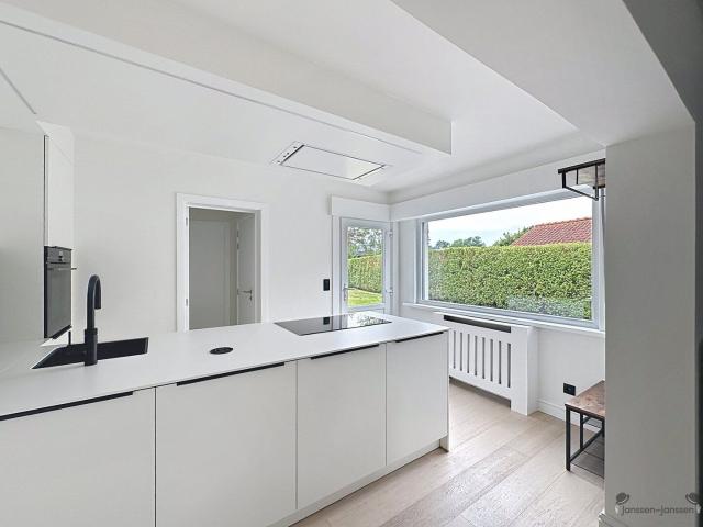 House to rent: Pauwelslei 111, 2930 Brasschaat on Realo