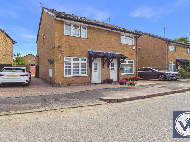 House to Rent: Stipularis Drive, UB4