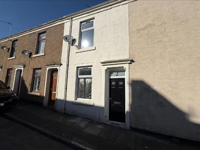 2 bedroom house to rent