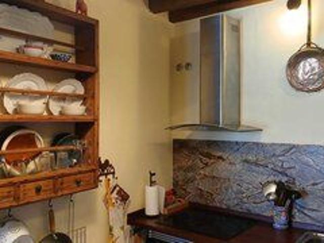 House Typical 1 bedrooms Santo Isidoro Mafra equipped kitchen, excellent location