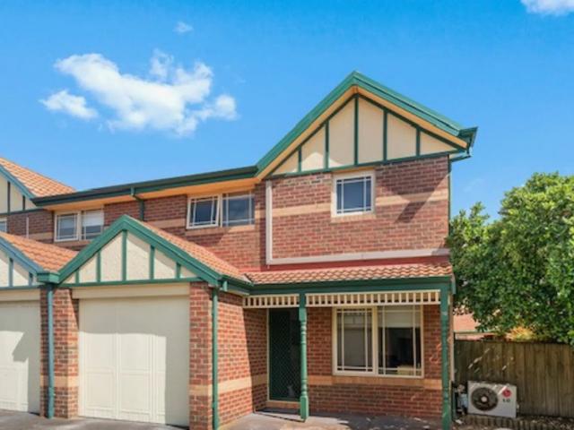house Unit 10/7 Parkview Drive, Aspendale
