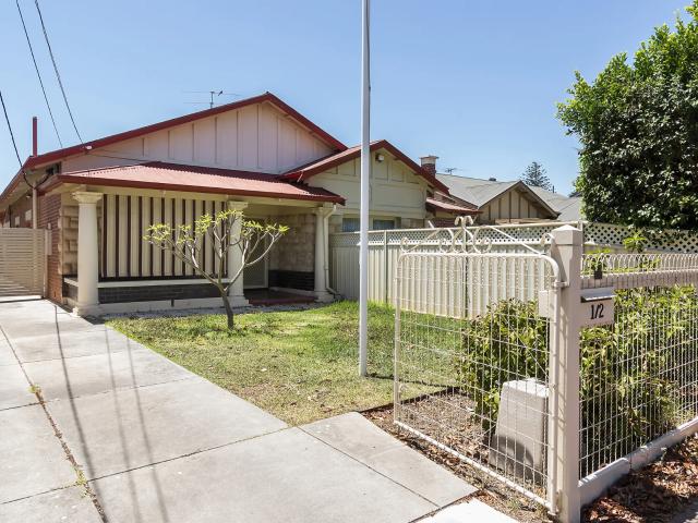house Unit 1/2 Sixth Avenue, Glenelg East
