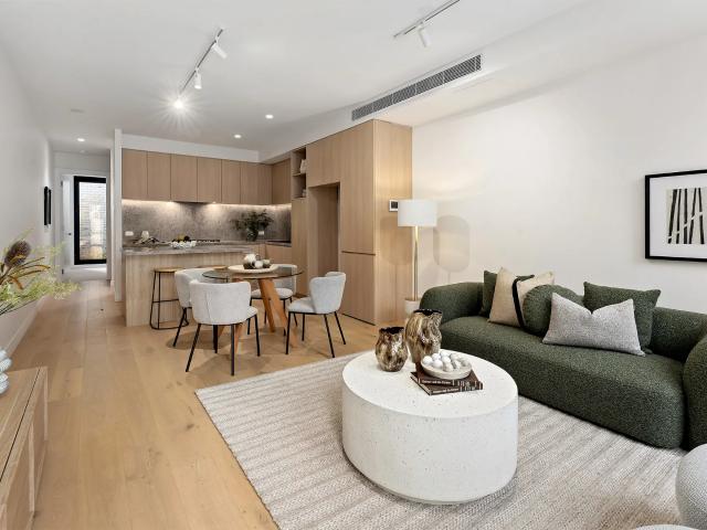 house Unit 13/68 72 Chapman Street, North Melbourne