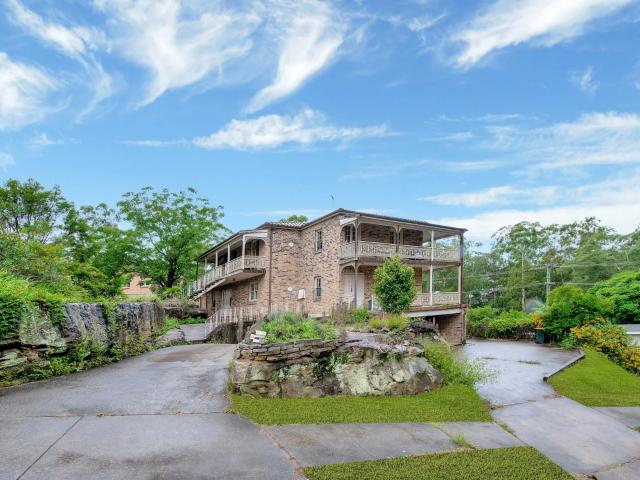 house Unit 2/62 Statham Avenue, North Rocks