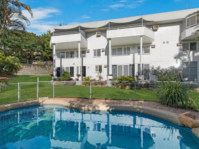 house Unit 3/12 Eden Street, Belgian Gardens