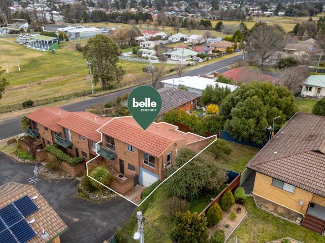 house Unit 3/169 Kirkwood Street, Armidale
