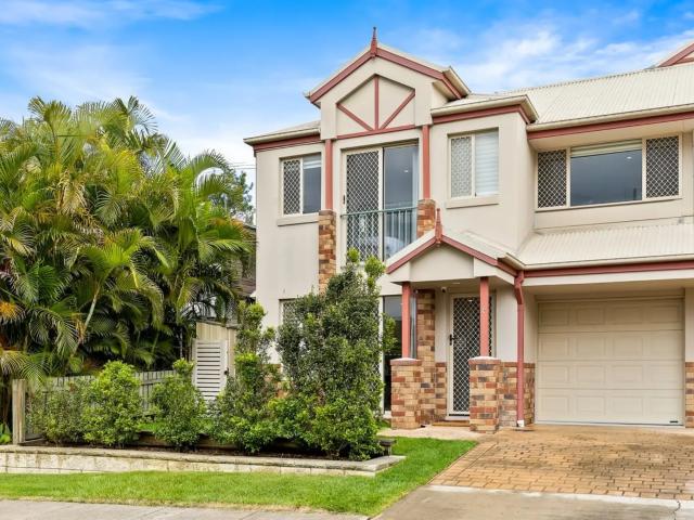 house Unit 4/3 Kendall Street, Oxley