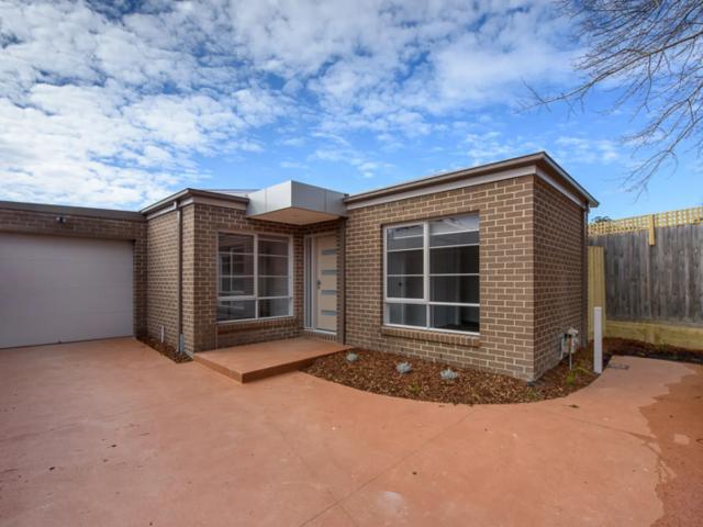 house Unit 5/5 Seaview Parade, Dromana