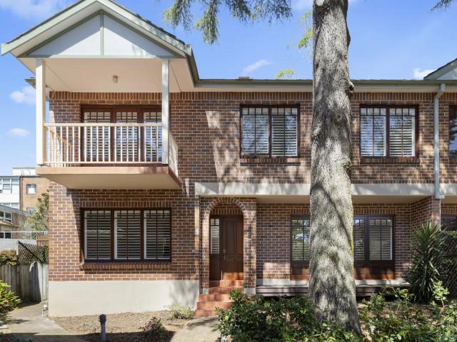 house Unit 9/15 17 Woonona Avenue, Wahroonga
