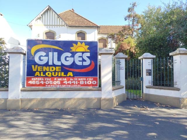 house, URQUIZA al 200, Espora 282, Ramos Mejía