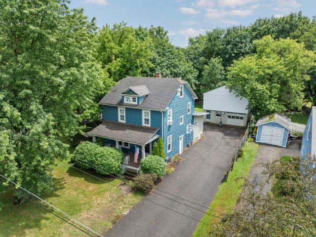 house Vestal NY ES104470399