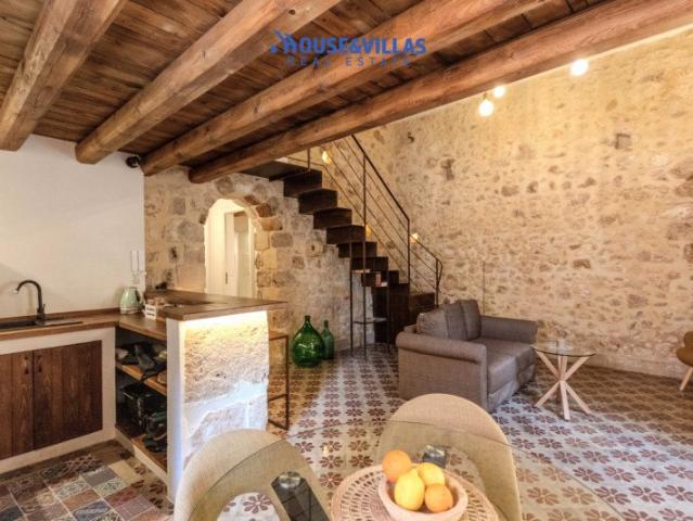 House&Villas Real Estate propone in vendita a Noto, in zona. 75m² Noto