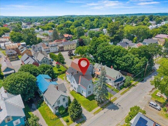 house Waterville ME ES105788983