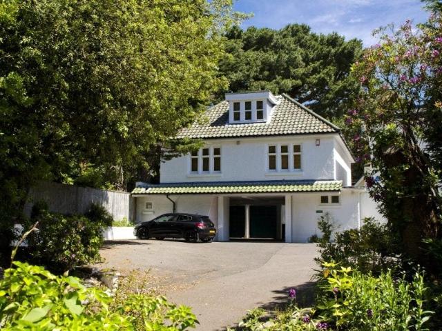 house West Overcliff Drive Bournemouth, Dorset
