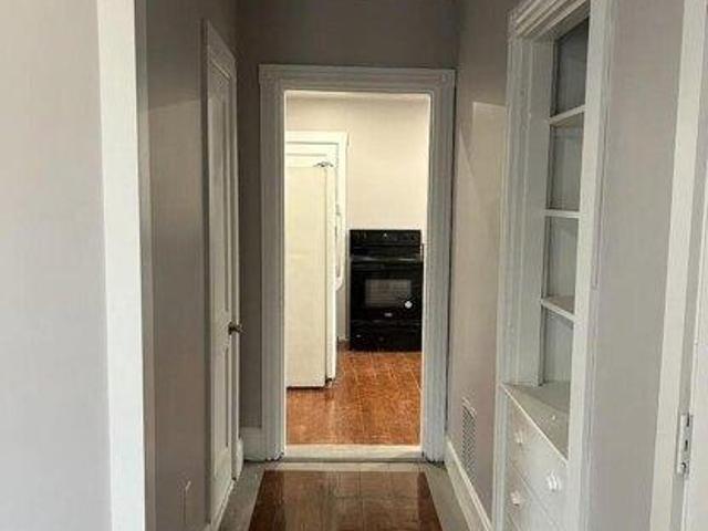 house Westbrook ME ES105913742