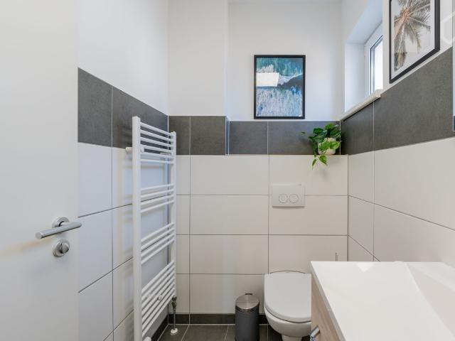 House with backyard and terrace in Reinickendorf/ Kurt Schumacher Platz, Berlin Amsterdam Apartments for Rent