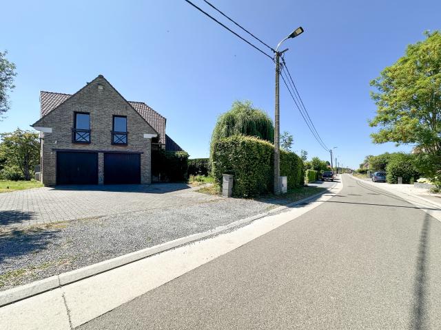 House with four bedrooms in Sint Pieters Leeuw