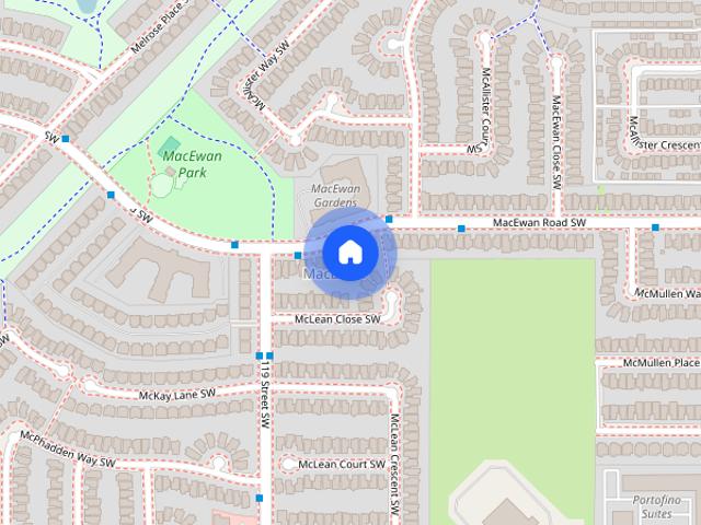 House with garage in Macewan community