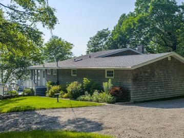 House for sale in Charlotte - Garden