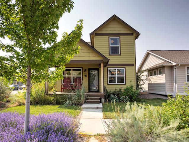 House with garden