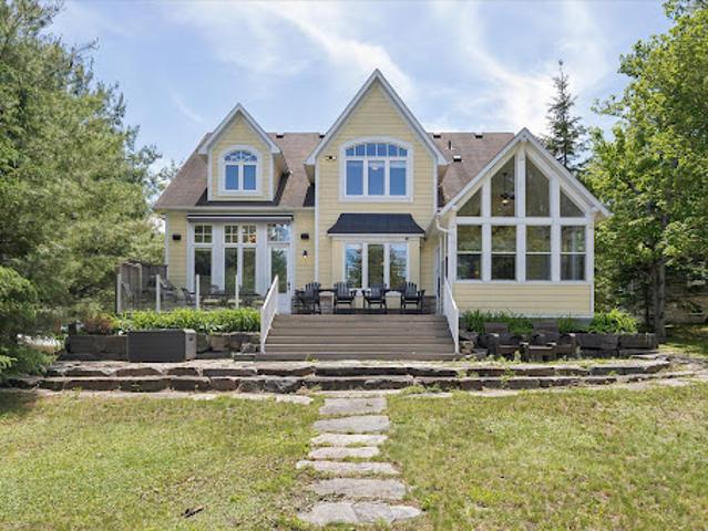 House with garden