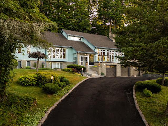 House with garden
