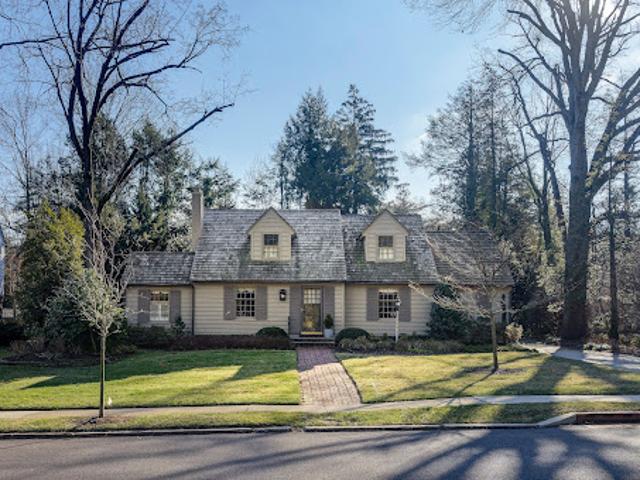 House with garden