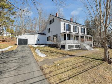 House for sale in Charlotte - Garden