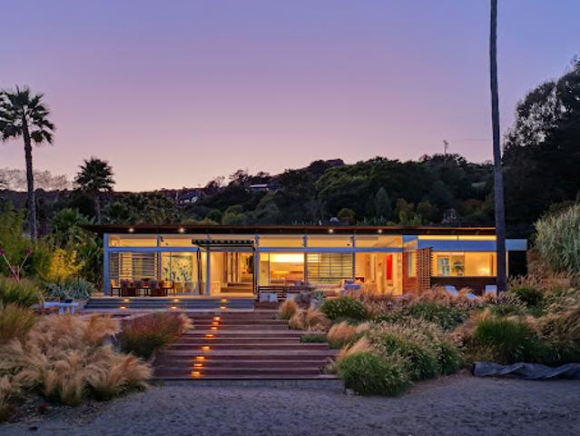 House with garden and terrace