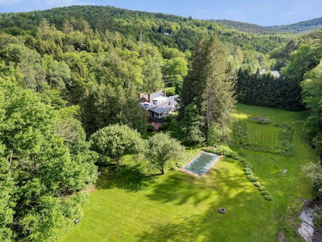 House with pool