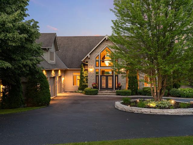 House with pool