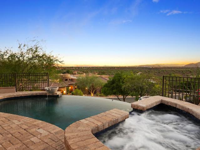 House with pool and garden
