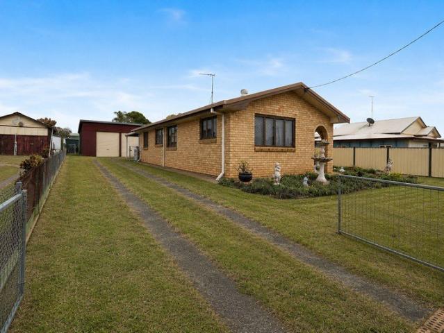 House with Shed!