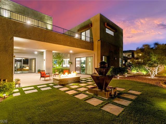 House with terrace