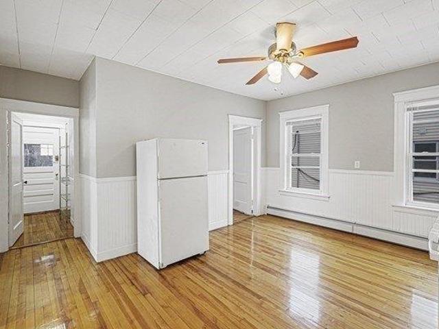 house with 14 bedroom, Worcester MA ES104407465