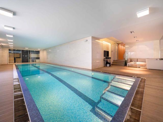 House with 14 rooms on sale in Coppet 780 m² | dreamo. Ch