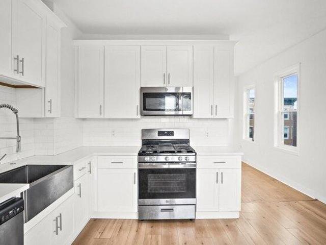 house with 17 bedroom, Boston MA ES105415481