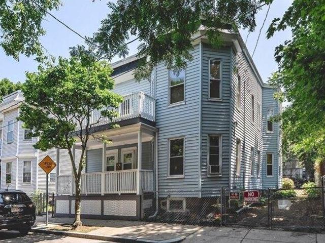house with 10 bedroom, Boston MA ES105549931