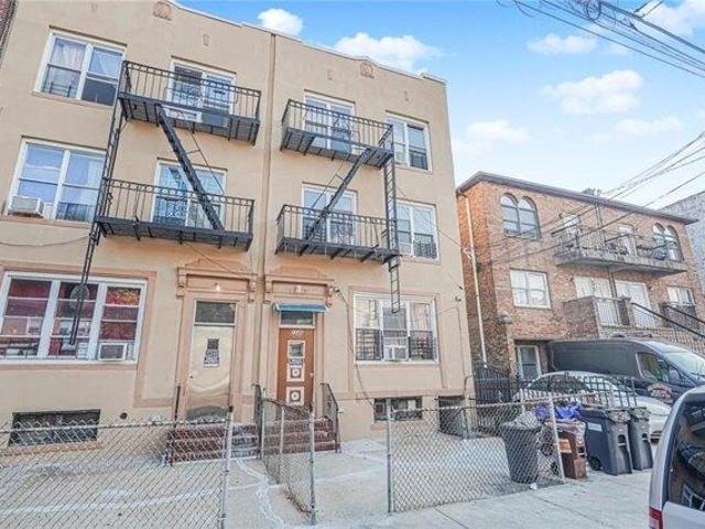 house with 10 bedroom, Brooklyn NY ES104921545