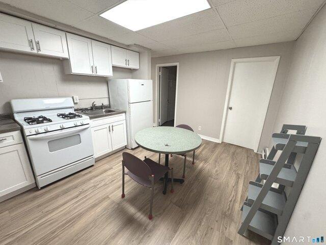house with 10 bedroom, East Hartford CT ES105630006
