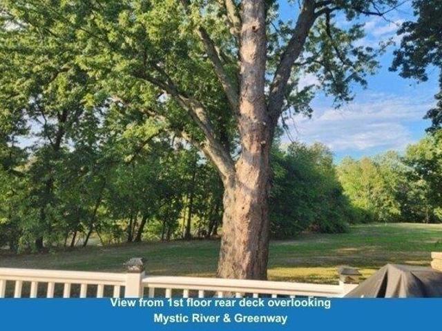 house with 10 bedroom, Medford MA ES105557729