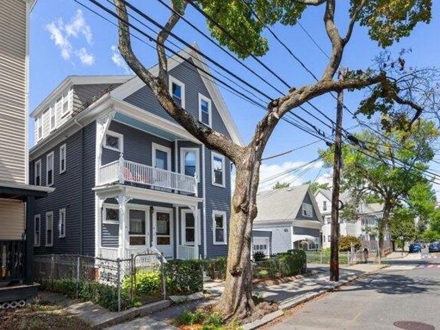 house with 10 bedroom, Somerville MA ES105631858
