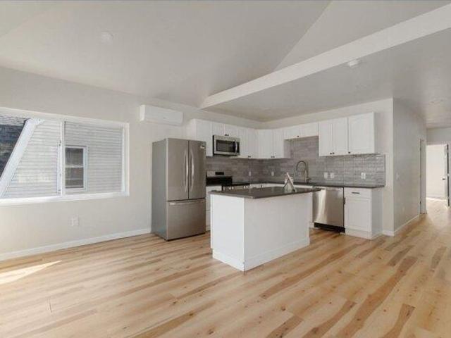 house with 10 bedroom, Pawtucket RI ES105438979